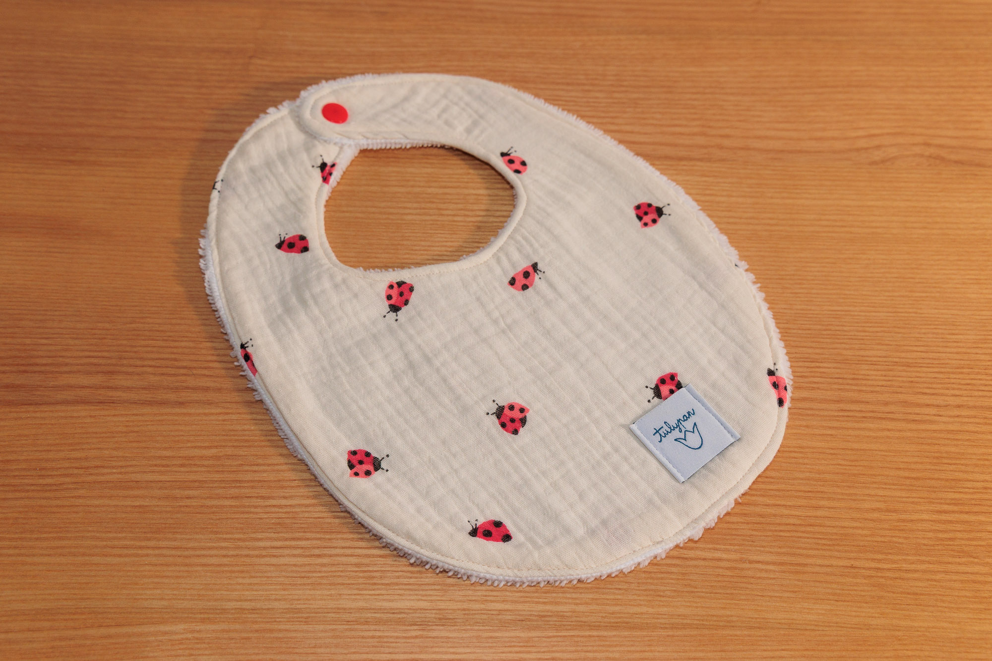 Bib ladybugs